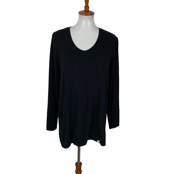Shelfie Shoppe Tops - Shelfie Shoppe Hi Low Top 1X Black Built In Bra Long Sleeve NWT